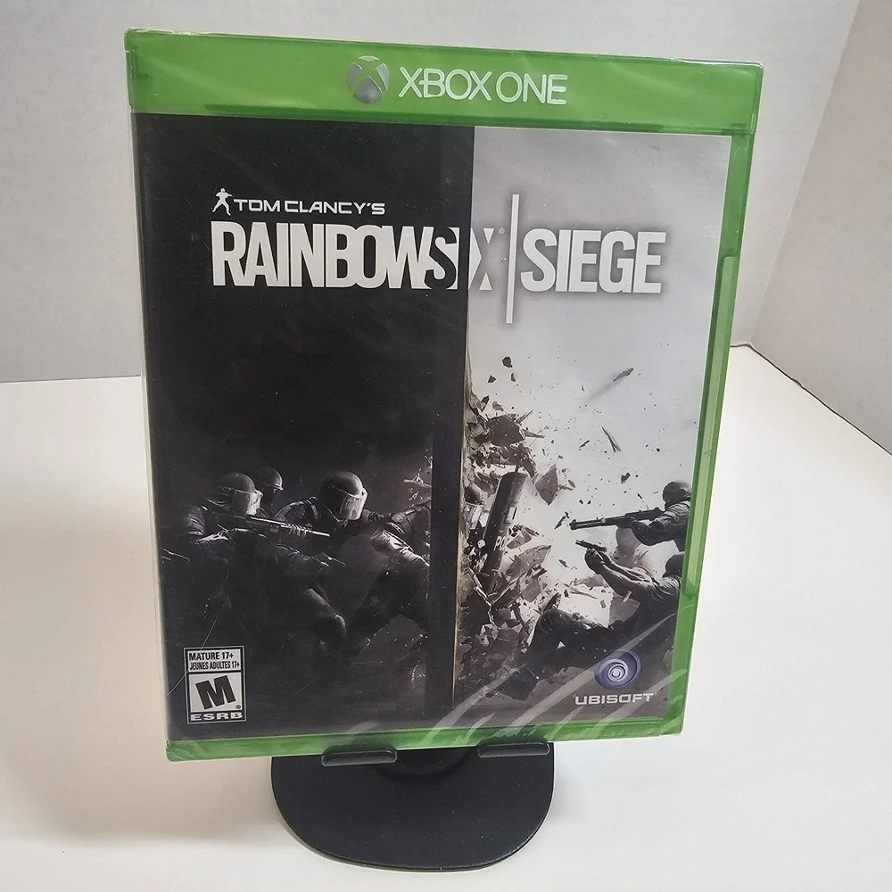 Tom Clancy's Rainbow Six‎ Siege (Xbox One, 2015)
